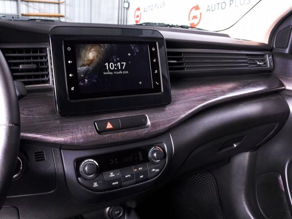 Suzuki Ertiga II с пробегом 2022 года, цена 2 030 000 рублей, 60020 км, компактвэн, Автокод Объявления