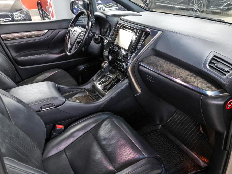 Toyota Alphard III Рестайлинг Москва  - изображение 12