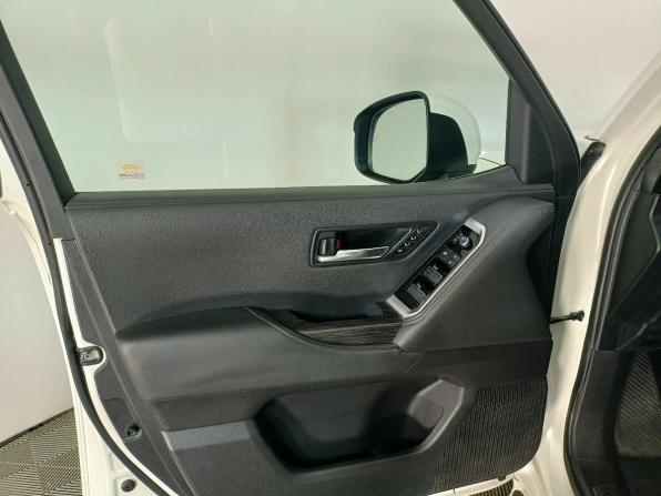 Toyota Land Cruiser 300 Series с пробегом 2021 года, цена 9 799 000 рублей, 75000 км, внедорожник, Автокод Объявления
