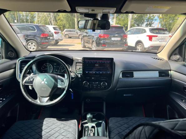 Mitsubishi Outlander III с пробегом 2012 года, цена 1 378 400 рублей, 147275 км, внедорожник, Автокод Объявления