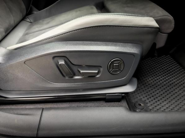 Audi Q3 II (F3) с пробегом 2023 года, цена 3 990 000 рублей, 41209 км, внедорожник, Автокод Объявления