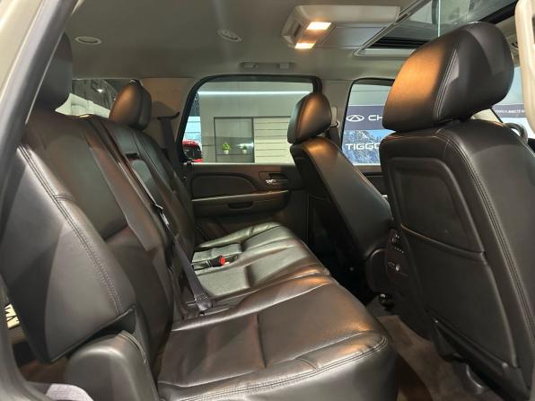 Chevrolet Tahoe III с пробегом 2012 года, цена 1 790 000 рублей, 198709 км, внедорожник, Автокод Объявления