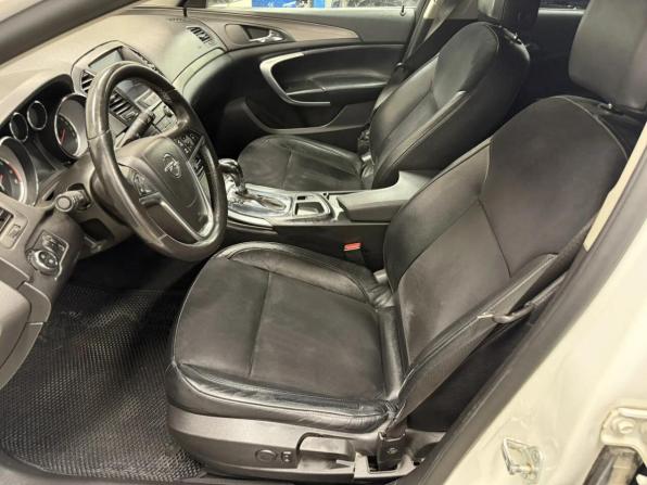 Opel Insignia I с пробегом 2012 года, цена 871 025 рублей, 172501 км, универсал, Автокод Объявления