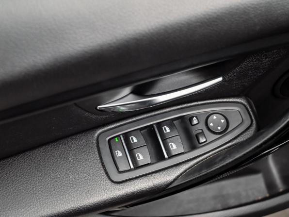 BMW 3 серии VI (F3x) Рестайлинг с пробегом 2017 года, цена 1 820 000 рублей, 170368 км, седан, Автокод Объявления
