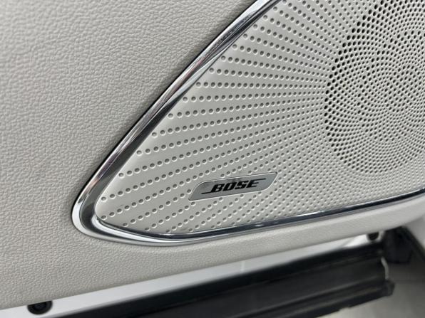 Hongqi HS5 I Рестайлинг с пробегом 2023 года, цена 3 149 000 рублей, 39159 км, внедорожник, Автокод Объявления