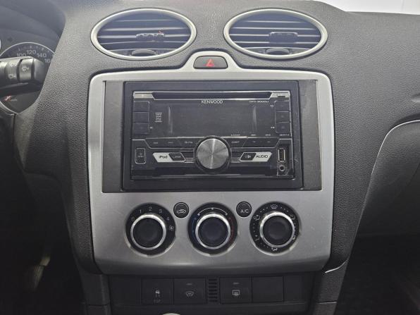 Ford Focus II с пробегом 2007 года, цена 295 000 рублей, 207599 км, хэтчбек, Автокод Объявления