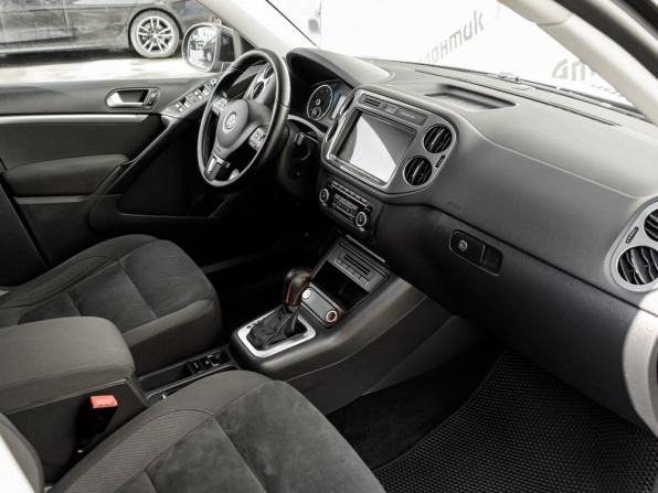 Volkswagen Tiguan I Рестайлинг с пробегом 2013 года, цена 1 600 000 рублей, 102024 км, внедорожник, Автокод Объявления