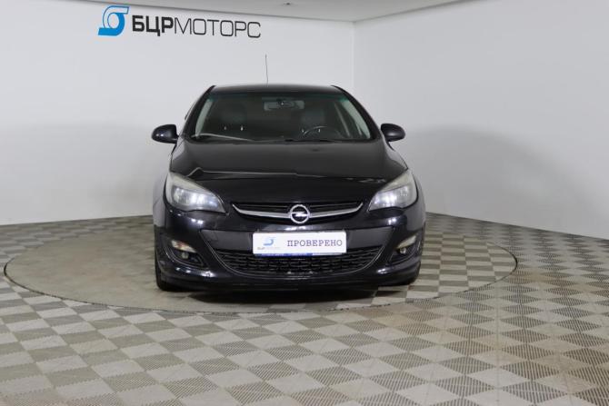 Opel Astra J Рестайлинг с пробегом 2014 года, цена 629 990 рублей, 184666 км, седан, Автокод Объявления