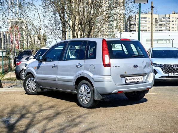 Ford Fusion I Рестайлинг с пробегом 2012 года, цена 369 000 рублей, 233000 км, хэтчбек, Автокод Объявления