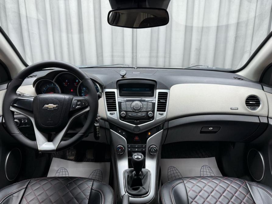 Chevrolet Cruze I Ижевск  - изображение 13