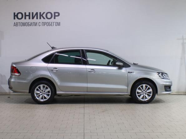 Volkswagen Polo V Рестайлинг с пробегом 2019 года, цена 1 029 000 рублей, 195550 км, седан, Автокод Объявления