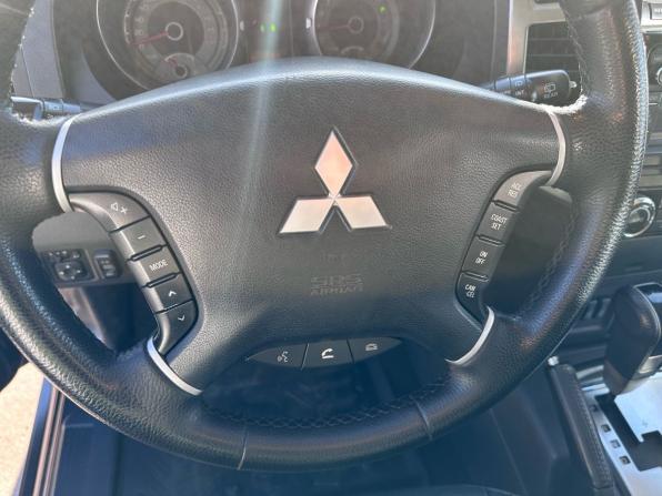 Mitsubishi Pajero IV Рестайлинг 2 с пробегом 2014 года, цена 2 159 000 рублей, 216216 км, внедорожник, Автокод Объявления