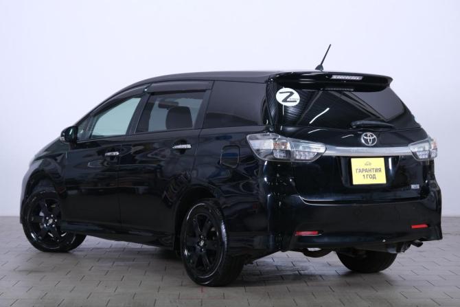 Toyota Wish II Рестайлинг с пробегом 2012 года, цена 1 249 000 рублей, 152000 км, минивэн, Автокод Объявления