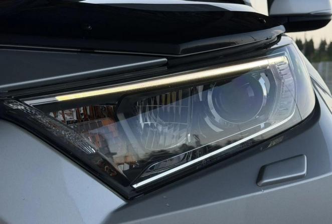 Toyota RAV4 V (XA50) с пробегом 2019 года, цена 3 250 000 рублей, 65683 км, внедорожник, Автокод Объявления