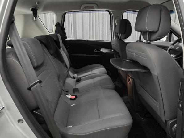 Renault Scenic III с пробегом 2010 года, цена 680 000 рублей, 191000 км, минивэн, Автокод Объявления