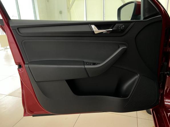 Skoda Rapid II с пробегом 2021 года, цена 1 750 000 рублей, 63273 км, лифтбек, Автокод Объявления