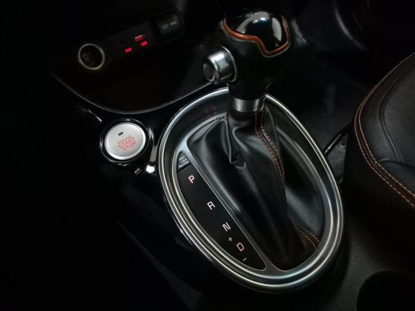 Kia Soul II Рестайлинг с пробегом 2018 года, цена 1 660 000 рублей, 86793 км, хэтчбек, Автокод Объявления