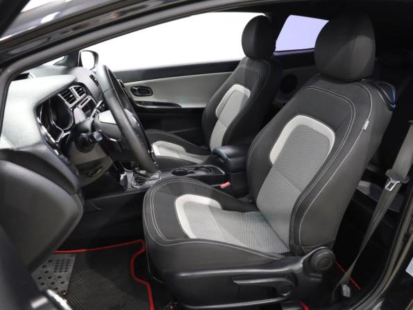 Kia Ceed II с пробегом 2014 года, цена 1 259 500 рублей, 111305 км, хэтчбек, Автокод Объявления