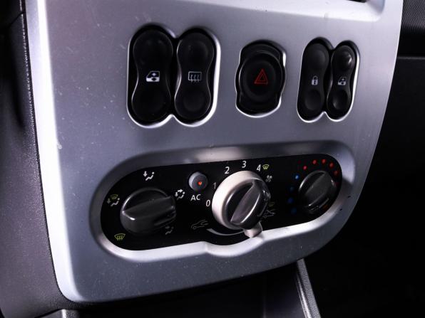Renault Sandero I с пробегом 2011 года, цена 670 000 рублей, 277050 км, хэтчбек, Автокод Объявления
