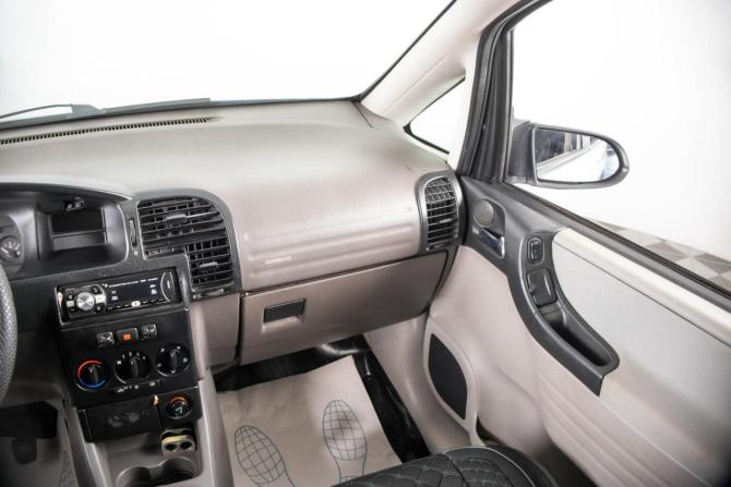 Opel Zafira A Рестайлинг с пробегом 2004 года, цена 529 000 рублей, 283000 км, компактвэн, Автокод Объявления
