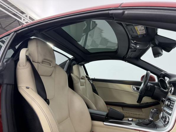 Mercedes-Benz SLK-Класс III (R172) с пробегом 2015 года, цена 2 700 000 рублей, 93800 км, родстер, Автокод Объявления
