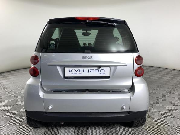 Smart Fortwo II с пробегом 2009 года, цена 680 000 рублей, 169236 км, хэтчбек, Автокод Объявления