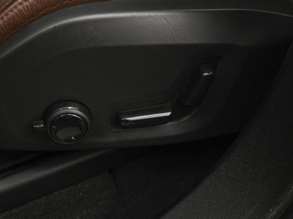 Volvo XC60 II с пробегом 2018 года, цена 3 224 000 рублей, 195301 км, внедорожник, Автокод Объявления
