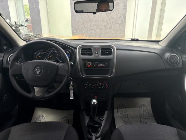 Renault Logan II с пробегом 2017 года, цена 865 000 рублей, 96799 км, седан, Автокод Объявления