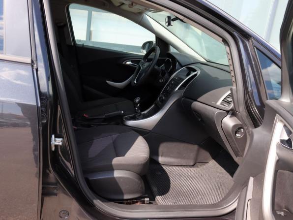 Opel Astra J с пробегом 2011 года, цена 559 000 рублей, 133000 км, хэтчбек, Автокод Объявления
