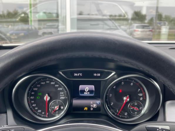 Mercedes-Benz GLA I (X156) Рестайлинг с пробегом 2018 года, цена 2 500 000 рублей, 110000 км, внедорожник, Автокод Объявления