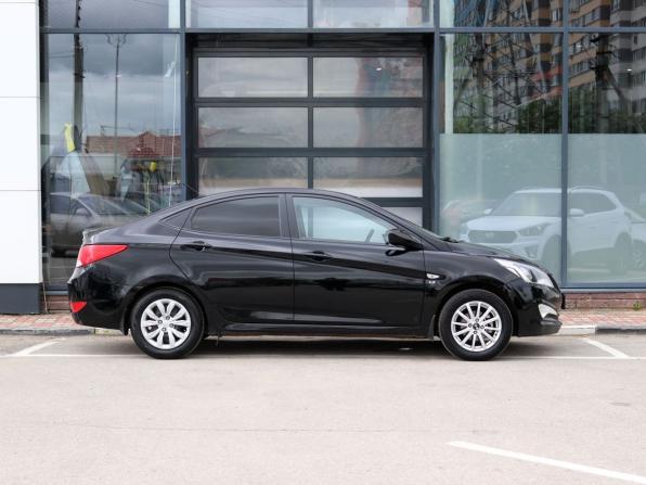 Hyundai Solaris I Рестайлинг с пробегом 2014 года, цена 800 000 рублей, 170000 км, седан, Автокод Объявления