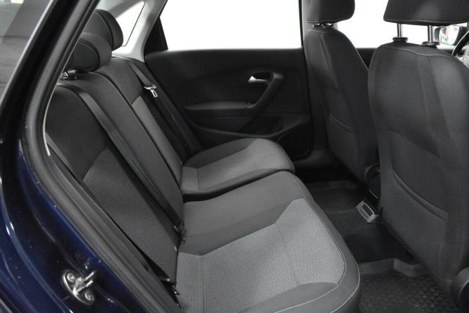 Volkswagen Polo V Рестайлинг с пробегом 2015 года, цена 1 395 000 рублей, 59605 км, седан, Автокод Объявления