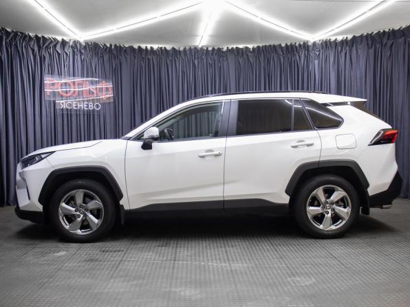 Toyota RAV4 V (XA50) с пробегом 2021 года, цена 3 549 000 рублей, 30661 км, внедорожник, Автокод Объявления