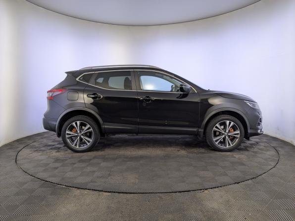 Nissan Qashqai II Рестайлинг с пробегом 2019 года, цена 1 700 000 рублей, 173900 км, внедорожник, Автокод Объявления