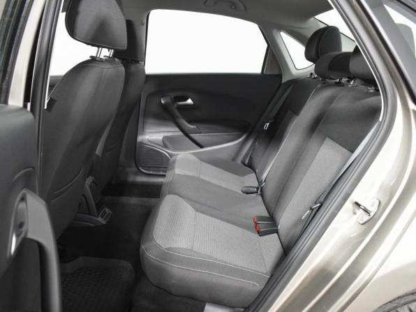 Volkswagen Polo V Рестайлинг с пробегом 2016 года, цена 1 095 000 рублей, 117468 км, седан, Автокод Объявления
