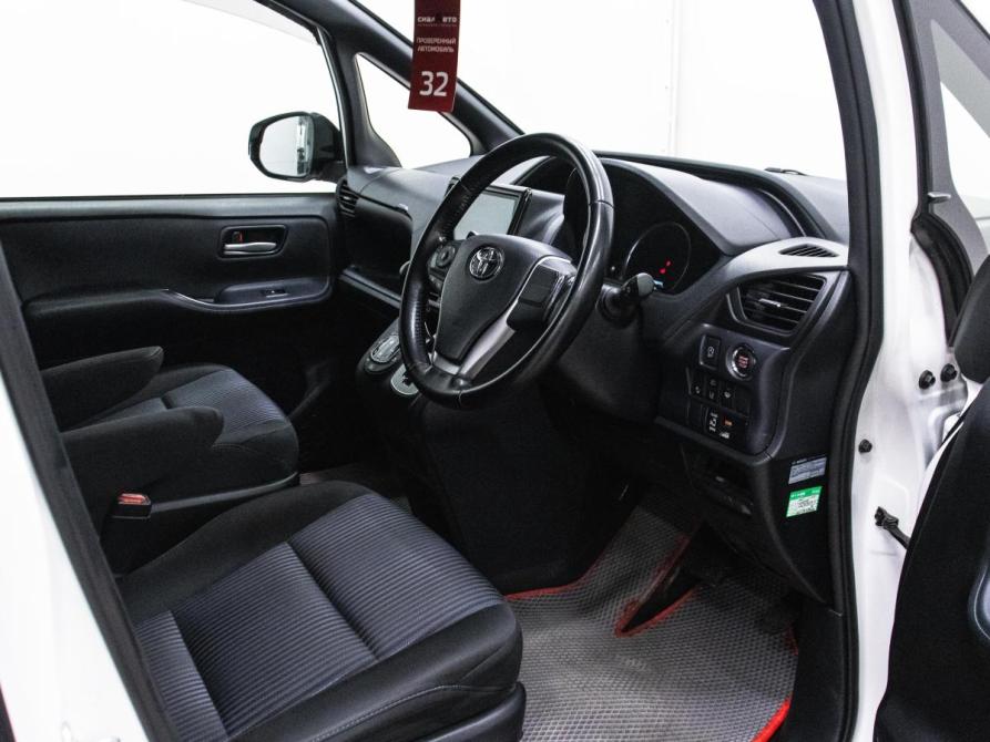 Toyota Noah III (R80) Красноярск  - изображение 18