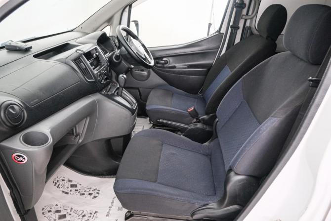 Mitsubishi Delica V с пробегом 2012 года, цена 1 049 000 рублей, 234958 км, минивэн, Автокод Объявления