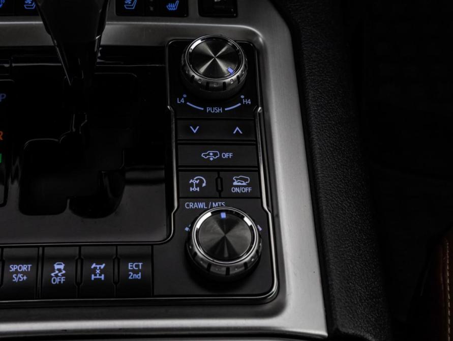 Toyota Land Cruiser 200 Series Рестайлинг 2 Санкт-Петербург  - изображение 20