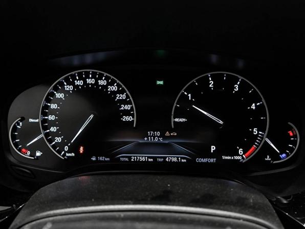 BMW 5 серии VII (G30/G31/G38) с пробегом 2018 года, цена 2 400 000 рублей, 217560 км, седан, Автокод Объявления
