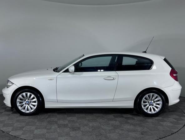 BMW 1 серии I (E81/E82/E87/E88) Рестайлинг с пробегом 2011 года, цена 925 000 рублей, 182992 км, хэтчбек, Автокод Объявления