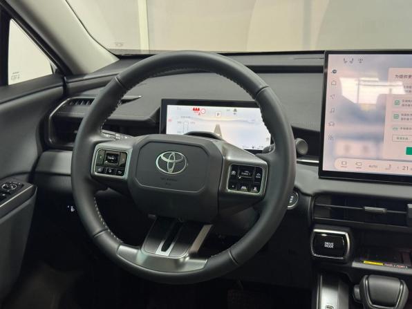 Toyota RAV4 VI (XA60) с пробегом 2026 года, цена 4 140 000 рублей, 57 км, внедорожник, Автокод Объявления