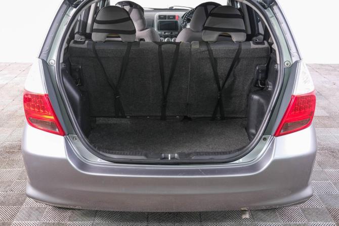 Honda Fit I с пробегом 2005 года, цена 559 000 рублей, 374000 км, хэтчбек, Автокод Объявления