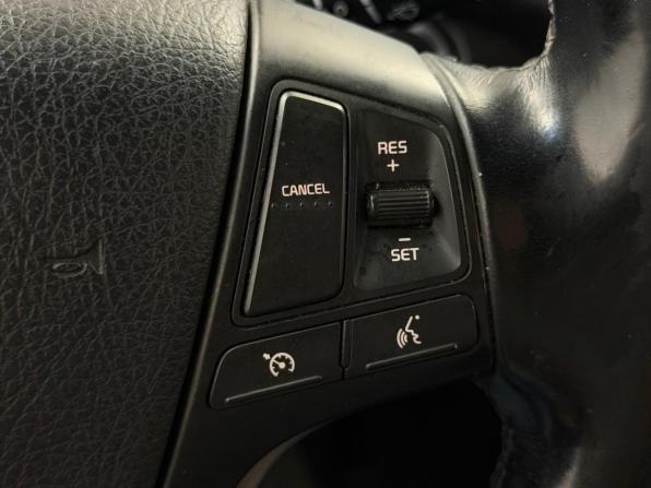 Kia Sorento II Рестайлинг с пробегом 2018 года, цена 1 699 000 рублей, 224512 км, внедорожник, Автокод Объявления