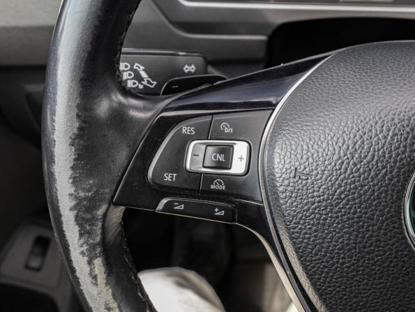 Volkswagen Tiguan II с пробегом 2017 года, цена 2 315 000 рублей, 186299 км, внедорожник, Автокод Объявления