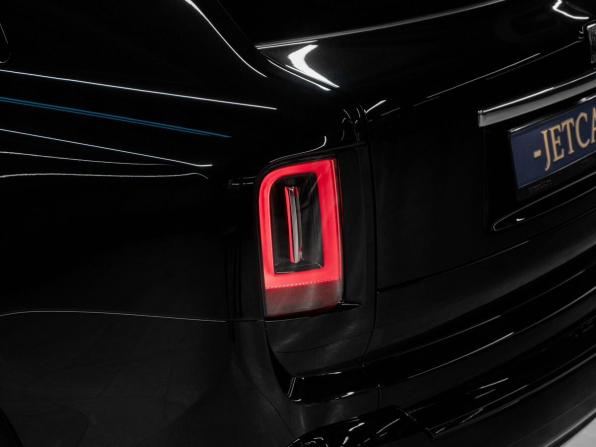 Rolls-Royce Cullinan I Рестайлинг (Series II) с пробегом 2024 года, цена 55 000 000 рублей, 9224 км, внедорожник, Автокод Объявления