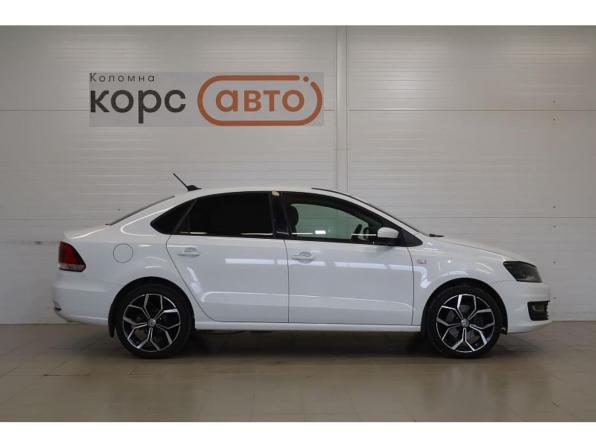 Volkswagen Polo V Рестайлинг с пробегом 2018 года, цена 1 060 000 рублей, 166787 км, седан, Автокод Объявления