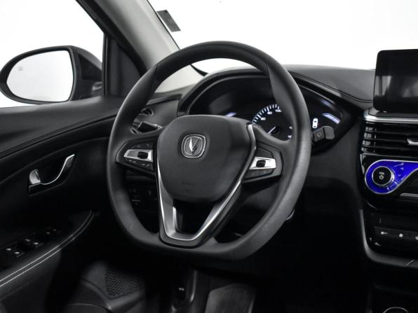 Changan Alsvin с пробегом 2023 года, цена 1 245 000 рублей, 27535 км, седан, Автокод Объявления