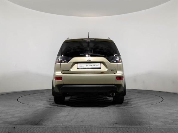 Mitsubishi Outlander II с пробегом 2007 года, цена 795 000 рублей, 223298 км, внедорожник, Автокод Объявления