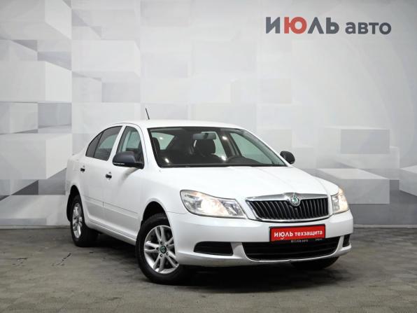 Skoda Octavia II (A5) Рестайлинг с пробегом 2012 года, цена 850 000 рублей, 212504 км, лифтбек, Автокод Объявления