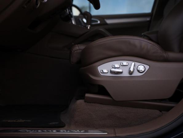 Porsche Cayenne II (958) с пробегом 2010 года, цена 2 749 000 рублей, 101885 км, внедорожник, Автокод Объявления
